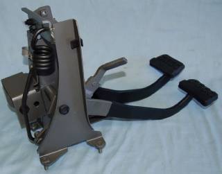 CPA64BPB 1964-65 B-BODY CLUTCH/BRAKE PEDAL ASSEMBLY (POWER BRAKE) RECONDITIONED