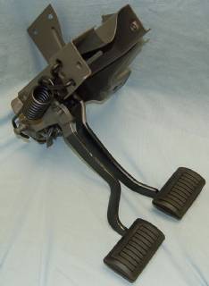 CPA67A 1967-69 A-BODY CLUTCH/BRAKE PEDAL ASSEMBLY RECONDITIONED